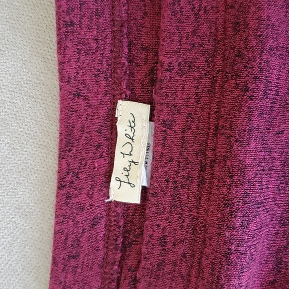 Bundle of 2 Lily White knit  pencil skirts  raspberry and blue  size medium - Picture 5 of 9